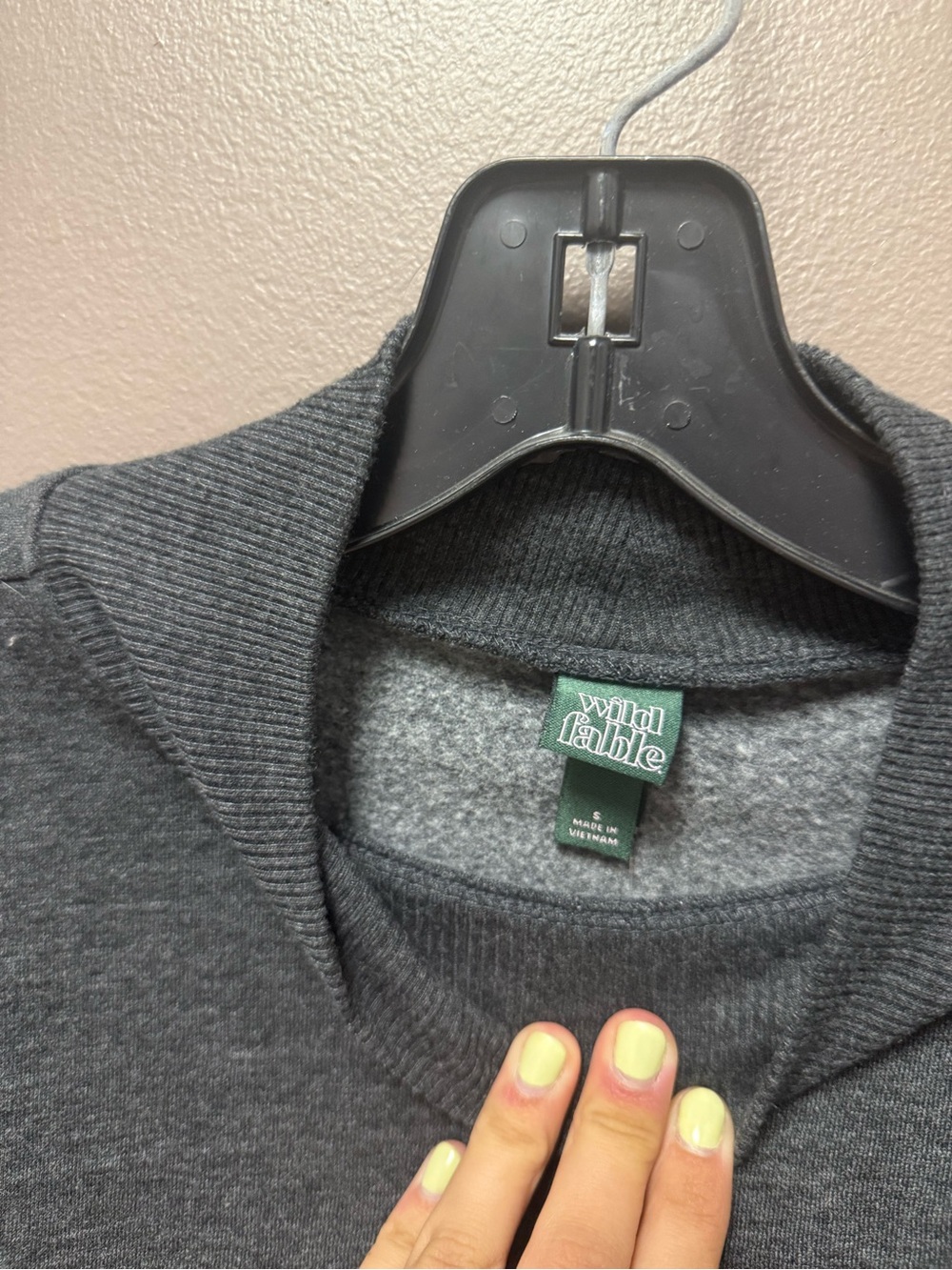 Philadelphia Eagles Charcoal Cropped Mock Neck Sweatshirt - Picture 3 of 14
